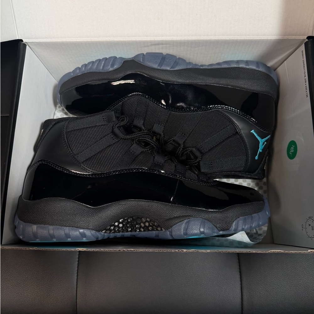 AIR JORDAN 11 RETRO GAMMA BLUE 2025 SIZE 9